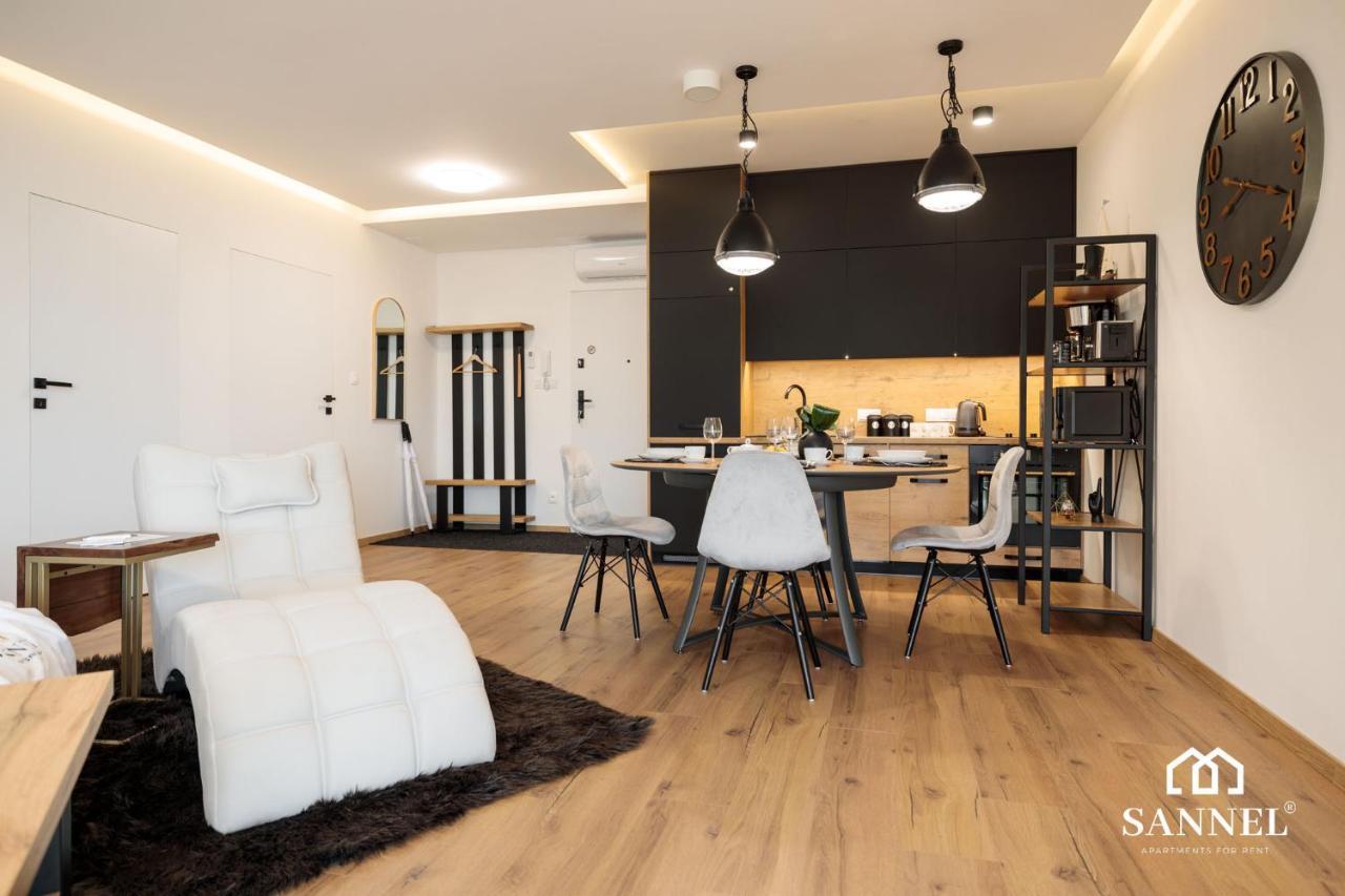 Apartament Prestige Z Dostepem Do Basenow,Strefy Saun,Jacuzzi - Pinea Apartments Pobierowo-Sannel Apartments For Rent Bagian luar foto
