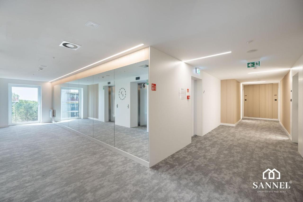 Apartament Prestige Z Dostepem Do Basenow,Strefy Saun,Jacuzzi - Pinea Apartments Pobierowo-Sannel Apartments For Rent Bagian luar foto
