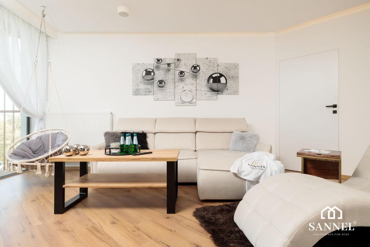 Apartament Prestige Z Dostepem Do Basenow,Strefy Saun,Jacuzzi - Pinea Apartments Pobierowo-Sannel Apartments For Rent Bagian luar foto